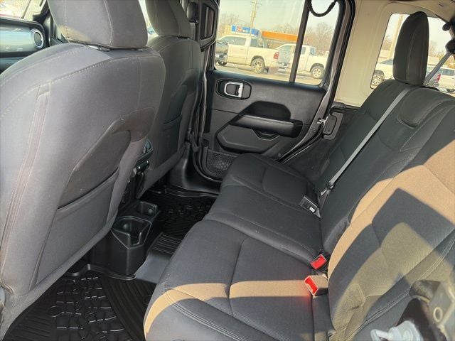 2021 Jeep Wrangler Unlimited Sahara 4x4