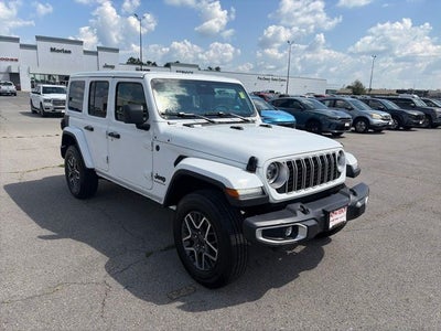 2026 Jeep Wrangler 4-Door Sahara 4x4