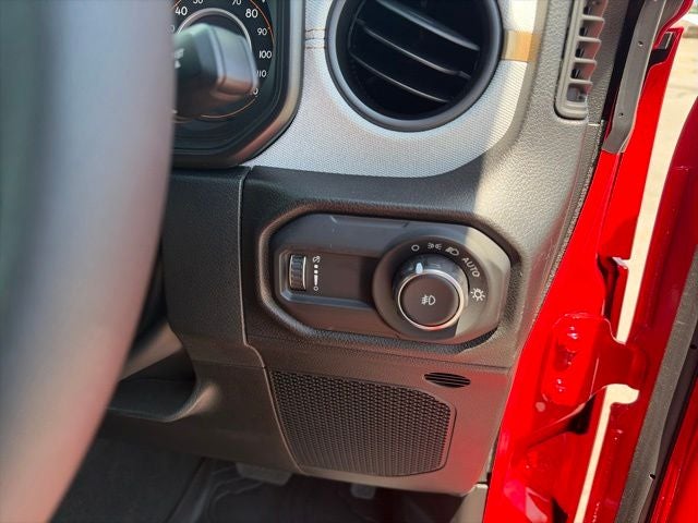 2026 Jeep Wrangler 4-Door Sport RHD 4x4