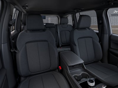 2027 Jeep Grand Cherokee GRAND CHEROKEE LAREDO 4X2