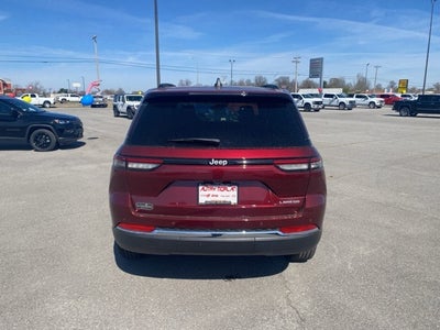 2025 Jeep Grand Cherokee GRAND CHEROKEE LAREDO 4X2