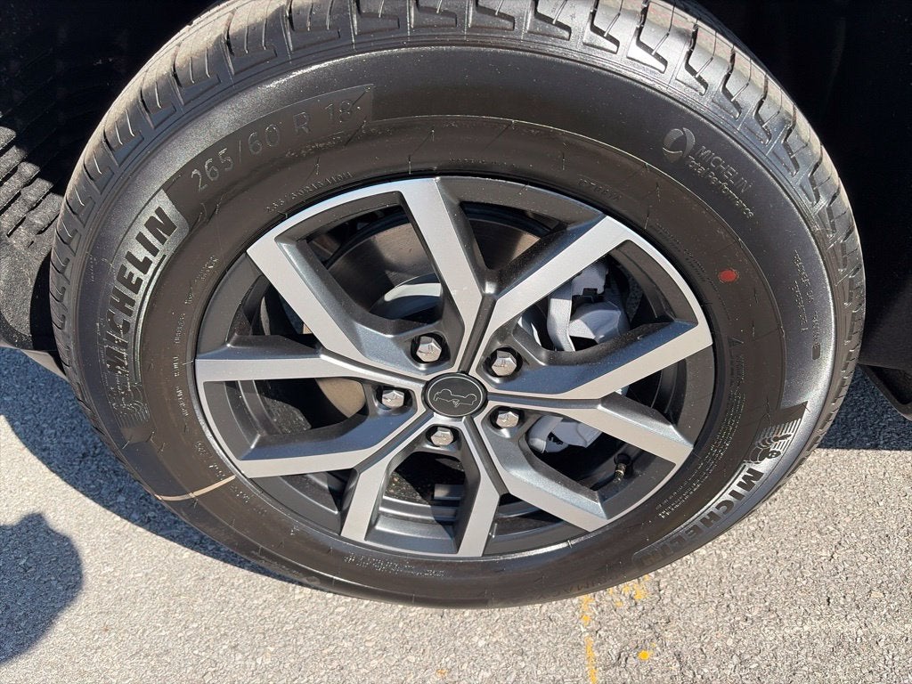 2027 Jeep Grand Cherokee GRAND CHEROKEE LAREDO 4X2