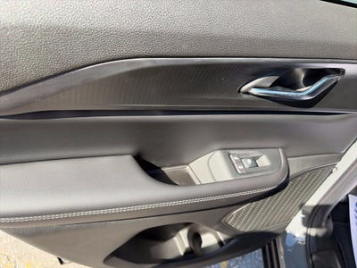 2027 Jeep Grand Cherokee GRAND CHEROKEE LAREDO 4X2