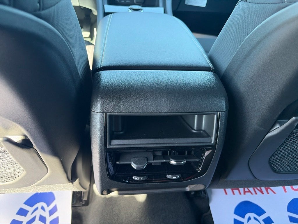 2027 Jeep Grand Cherokee GRAND CHEROKEE LAREDO 4X2