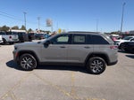 2027 Jeep Grand Cherokee GRAND CHEROKEE LAREDO 4X2