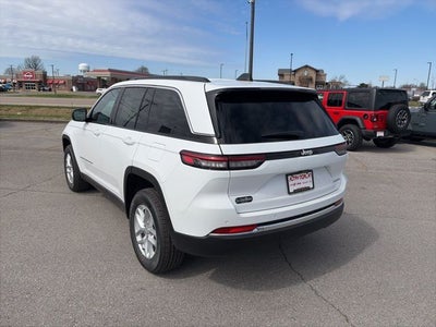 2026 Jeep Grand Cherokee GRAND CHEROKEE LAREDO 4X2