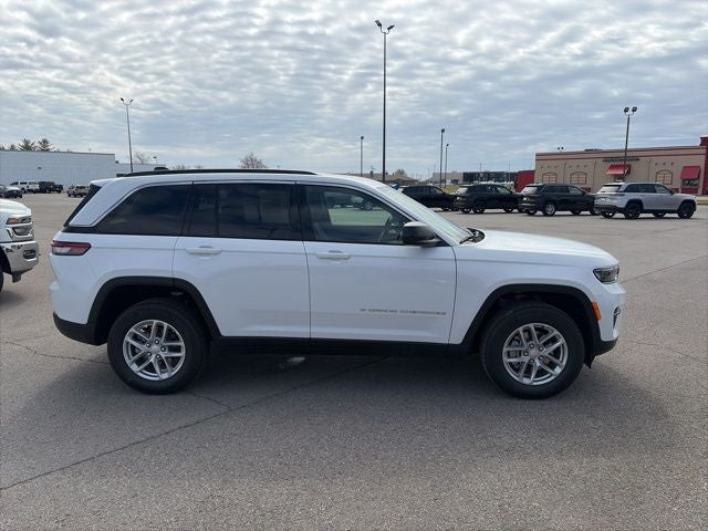 2026 Jeep Grand Cherokee GRAND CHEROKEE LAREDO 4X2
