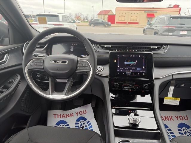 2026 Jeep Grand Cherokee GRAND CHEROKEE LAREDO 4X2