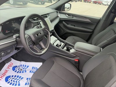 2026 Jeep Grand Cherokee GRAND CHEROKEE LAREDO 4X2