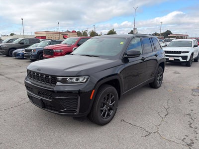 2027 Jeep Grand Cherokee GRAND CHEROKEE LAREDO ALTITUDE 4X2