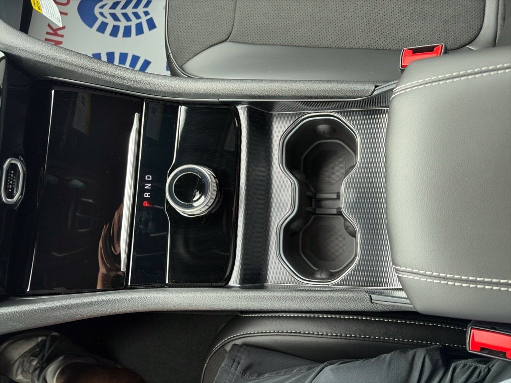 2027 Jeep Grand Cherokee GRAND CHEROKEE LAREDO ALTITUDE 4X2