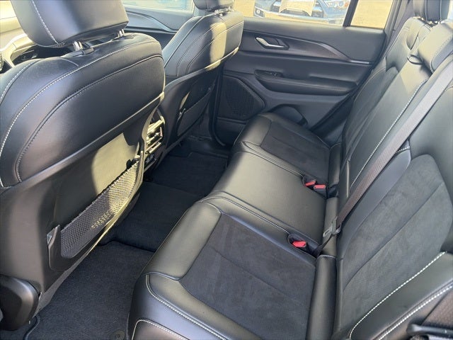 2025 Jeep Grand Cherokee Altitude X 4x4