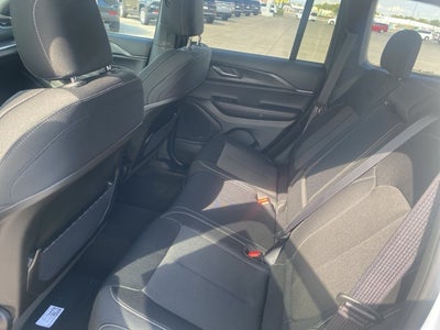 2025 Jeep Grand Cherokee GRAND CHEROKEE LAREDO 4X4