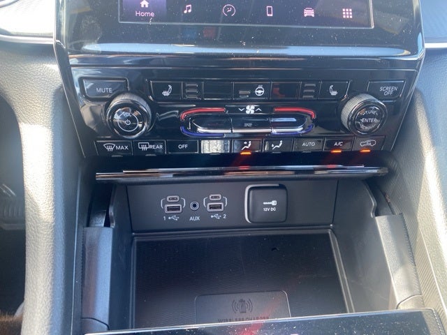 2025 Jeep Grand Cherokee GRAND CHEROKEE LAREDO 4X4