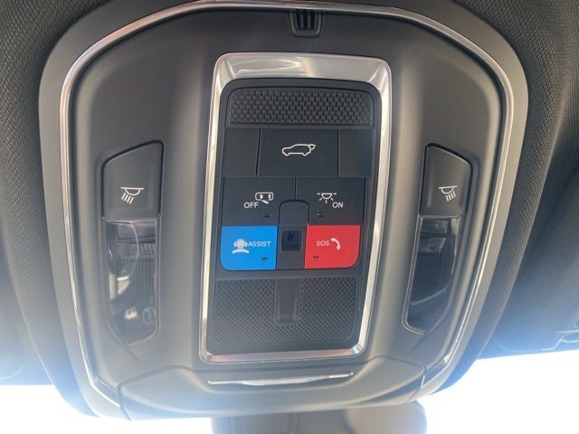 2025 Jeep Grand Cherokee GRAND CHEROKEE LAREDO 4X4