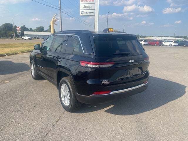 2025 Jeep Grand Cherokee GRAND CHEROKEE LAREDO X 4X4