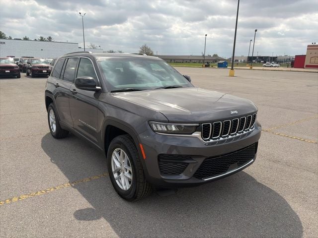 2026 Jeep Grand Cherokee GRAND CHEROKEE LAREDO X 4X4