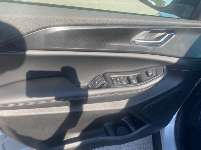 2025 Jeep Grand Cherokee GRAND CHEROKEE LAREDO 4X4