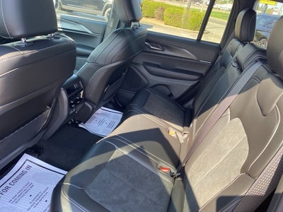 2025 Jeep Grand Cherokee GRAND CHEROKEE ALTITUDE 4X4