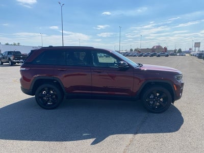 2025 Jeep Grand Cherokee GRAND CHEROKEE ALTITUDE 4X4