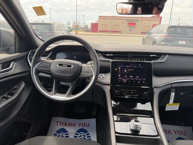 2026 Jeep Grand Cherokee GRAND CHEROKEE LAREDO 4X4