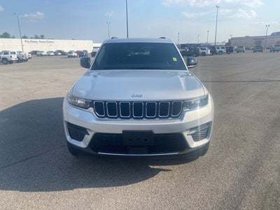 2025 Jeep Grand Cherokee GRAND CHEROKEE LAREDO X 4X4