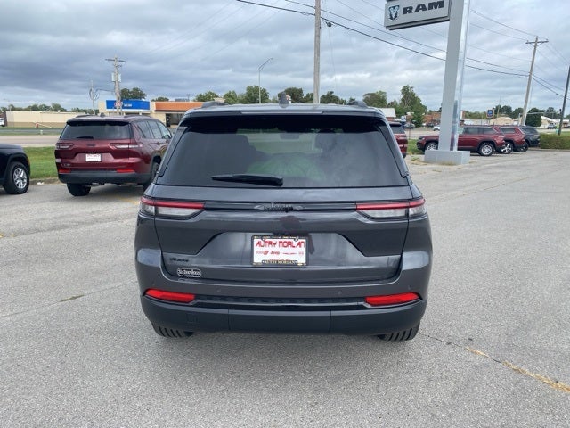 2025 Jeep Grand Cherokee GRAND CHEROKEE ALTITUDE 4X4