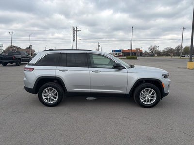 2026 Jeep Grand Cherokee GRAND CHEROKEE LAREDO 4X4
