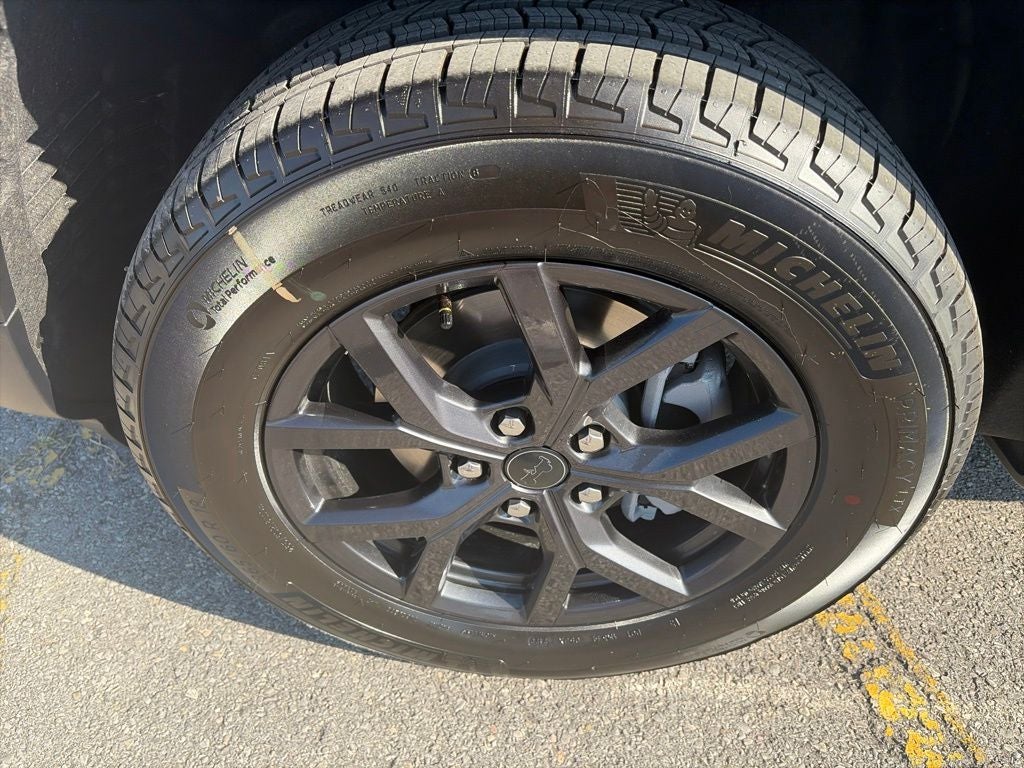 2027 Jeep Grand Cherokee GRAND CHEROKEE LAREDO ALTITUDE 4X4