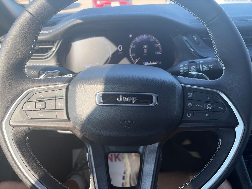 2027 Jeep Grand Cherokee GRAND CHEROKEE LAREDO ALTITUDE 4X4