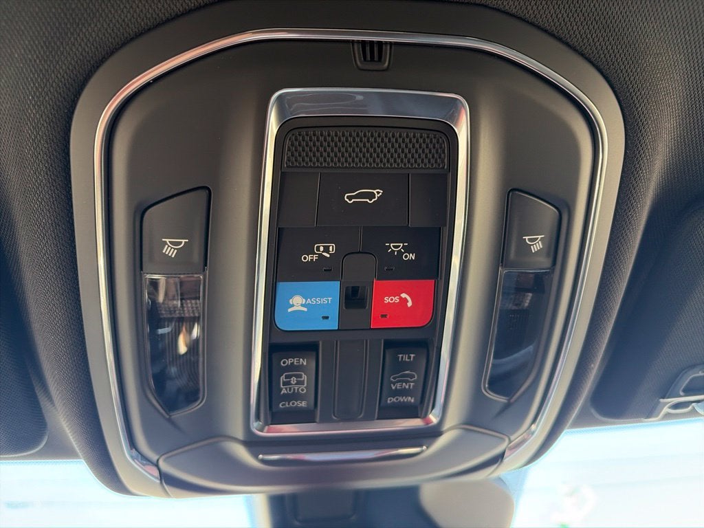 2027 Jeep Grand Cherokee GRAND CHEROKEE LAREDO ALTITUDE 4X4