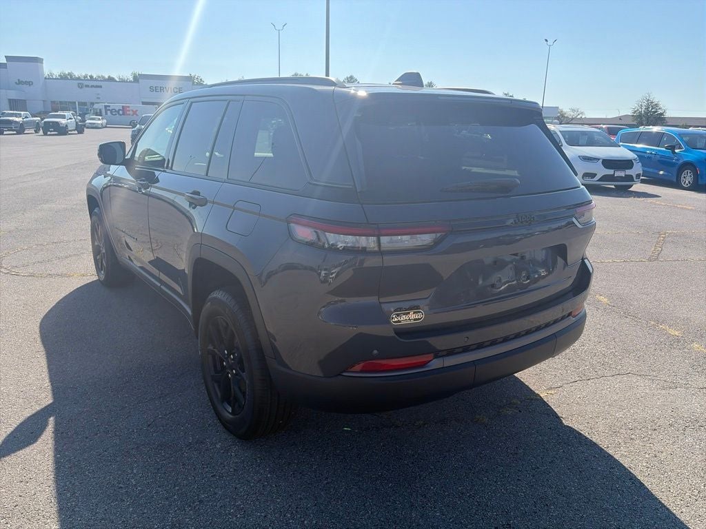 2026 Jeep Grand Cherokee GRAND CHEROKEE LAREDO ALTITUDE 4X4