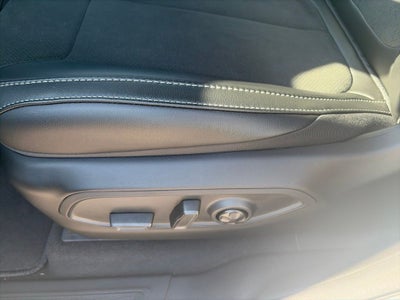 2027 Jeep Grand Cherokee GRAND CHEROKEE LAREDO ALTITUDE 4X4