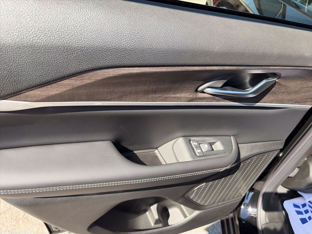 2027 Jeep Grand Cherokee GRAND CHEROKEE LAREDO ALTITUDE 4X4