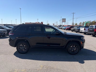 2027 Jeep Grand Cherokee GRAND CHEROKEE LAREDO ALTITUDE 4X4