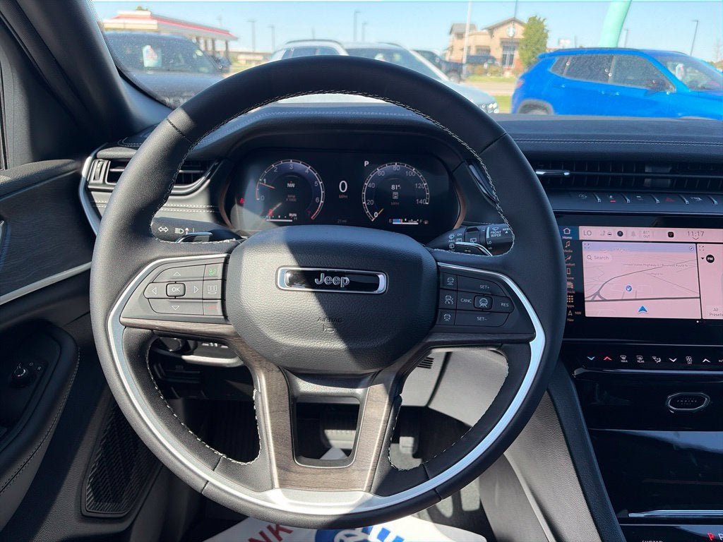 2027 Jeep Grand Cherokee GRAND CHEROKEE LAREDO ALTITUDE 4X4