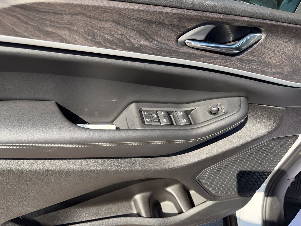 2027 Jeep Grand Cherokee GRAND CHEROKEE LAREDO ALTITUDE 4X4
