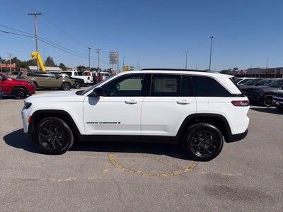 2027 Jeep Grand Cherokee GRAND CHEROKEE LAREDO ALTITUDE 4X4