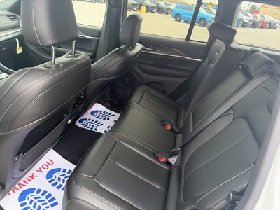 2027 Jeep Grand Cherokee GRAND CHEROKEE LIMITED 4X4