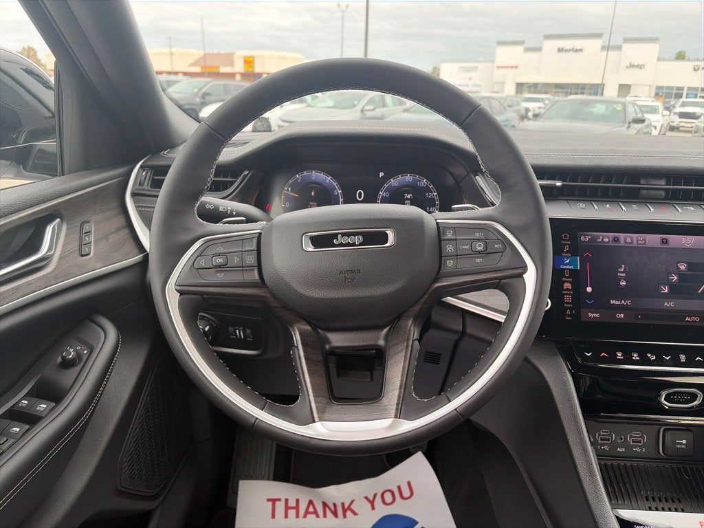 2027 Jeep Grand Cherokee GRAND CHEROKEE LIMITED 4X4