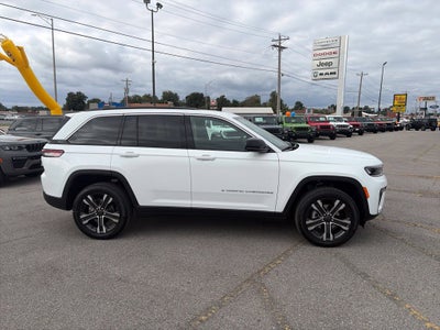 2027 Jeep Grand Cherokee GRAND CHEROKEE LIMITED 4X4