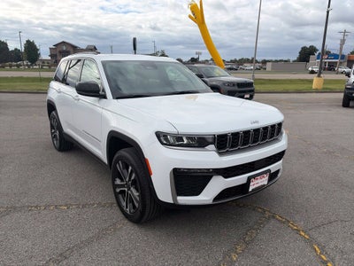 2027 Jeep Grand Cherokee GRAND CHEROKEE LIMITED 4X4