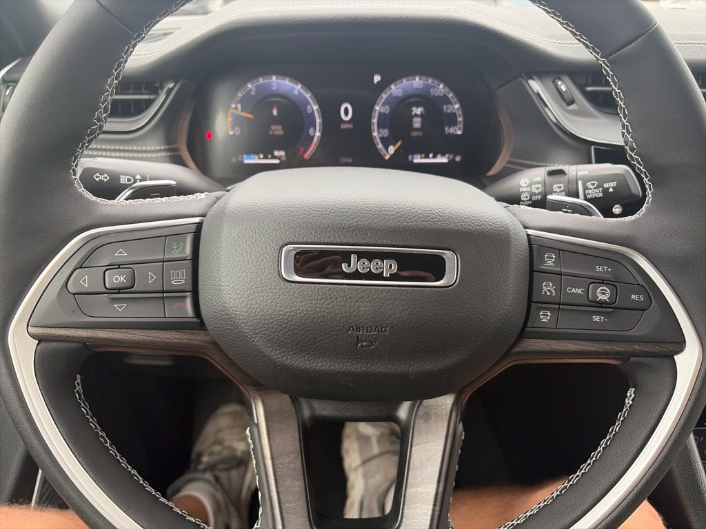 2027 Jeep Grand Cherokee GRAND CHEROKEE LIMITED RESERVE 4X4