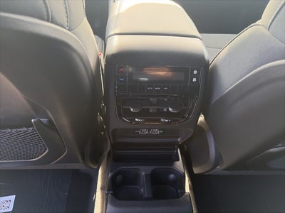 2026 Jeep Grand Cherokee GRAND CHEROKEE L LAREDO 4X2