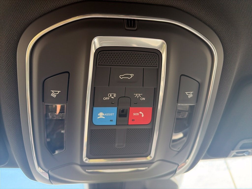 2027 Jeep Grand Cherokee GRAND CHEROKEE L LAREDO ALTITUDE 4X2