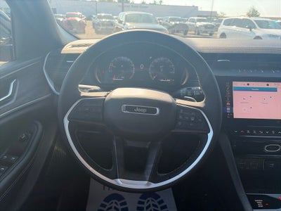2027 Jeep Grand Cherokee GRAND CHEROKEE L LAREDO ALTITUDE 4X4