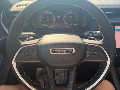 2027 Jeep Grand Cherokee GRAND CHEROKEE L LAREDO ALTITUDE 4X4