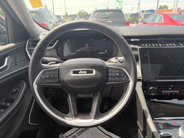 2022 Jeep Grand Cherokee L Limited 4x4