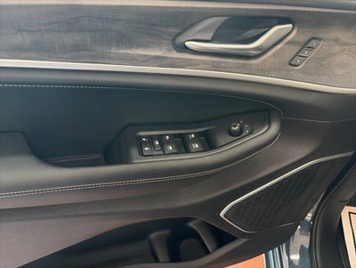 2026 Jeep Grand Cherokee GRAND CHEROKEE L LIMITED RESERVE 4X4