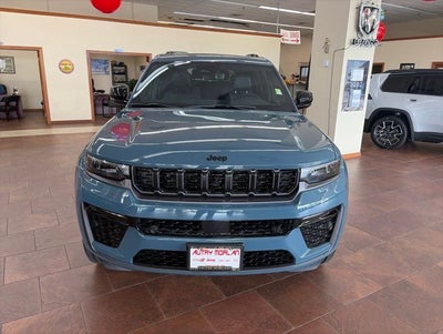 2026 Jeep Grand Cherokee GRAND CHEROKEE L LIMITED RESERVE 4X4